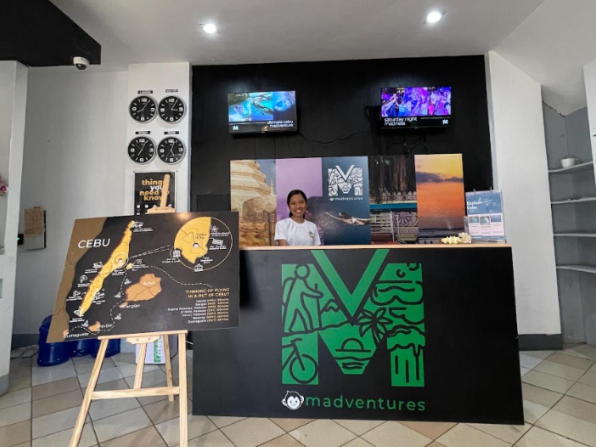 Mad Monkey Cebu City (Adults Only) Buitenkant foto